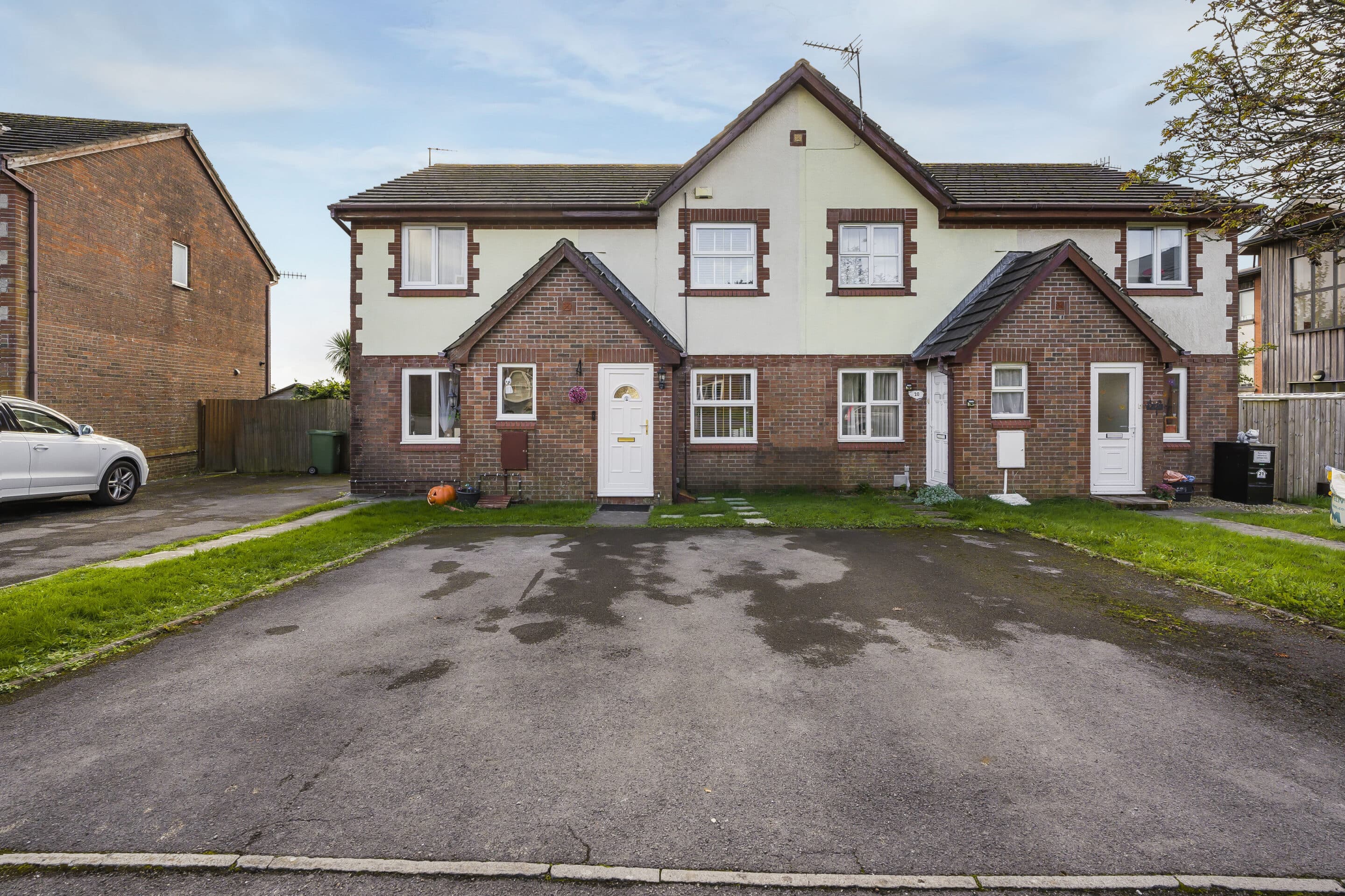 Maes Llan, Kenfig Hill, Bridgend, CF33
