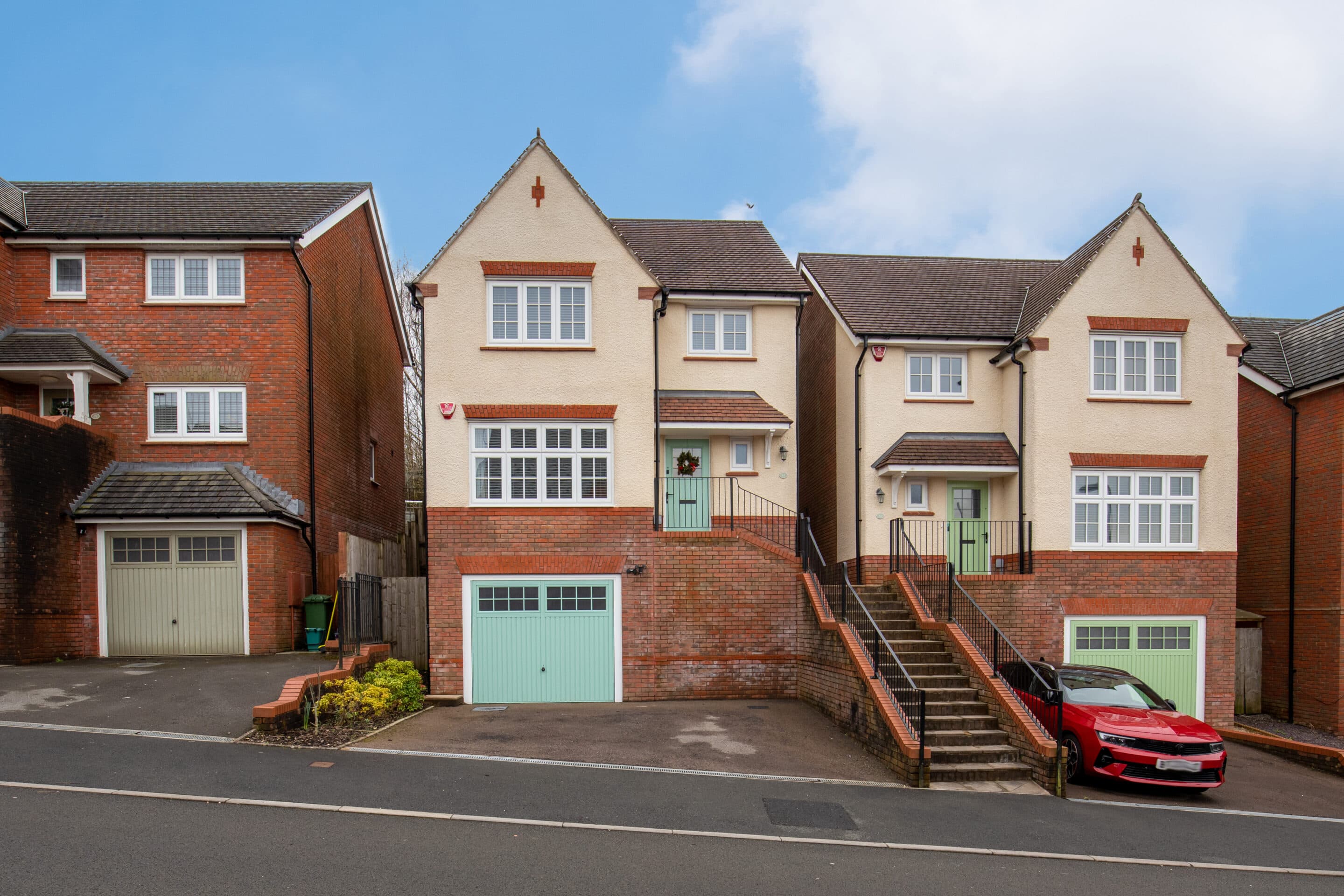 Llanharan, Pontyclun, CF72